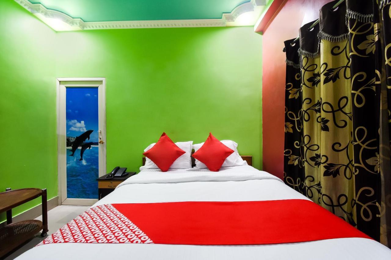 Oyo 44160 Hotel Sahana Jangipur Eksteriør bilde