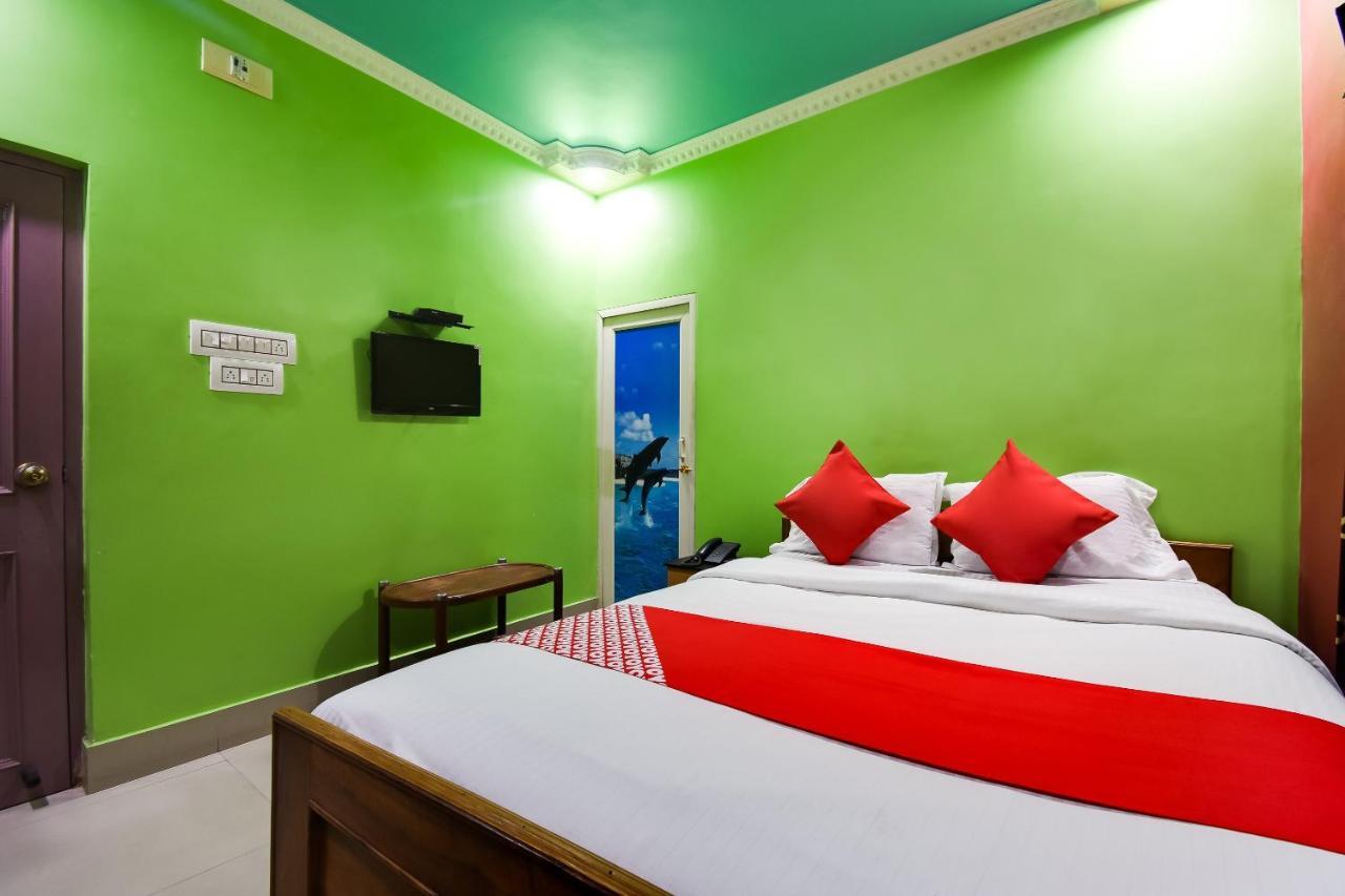 Oyo 44160 Hotel Sahana Jangipur Eksteriør bilde
