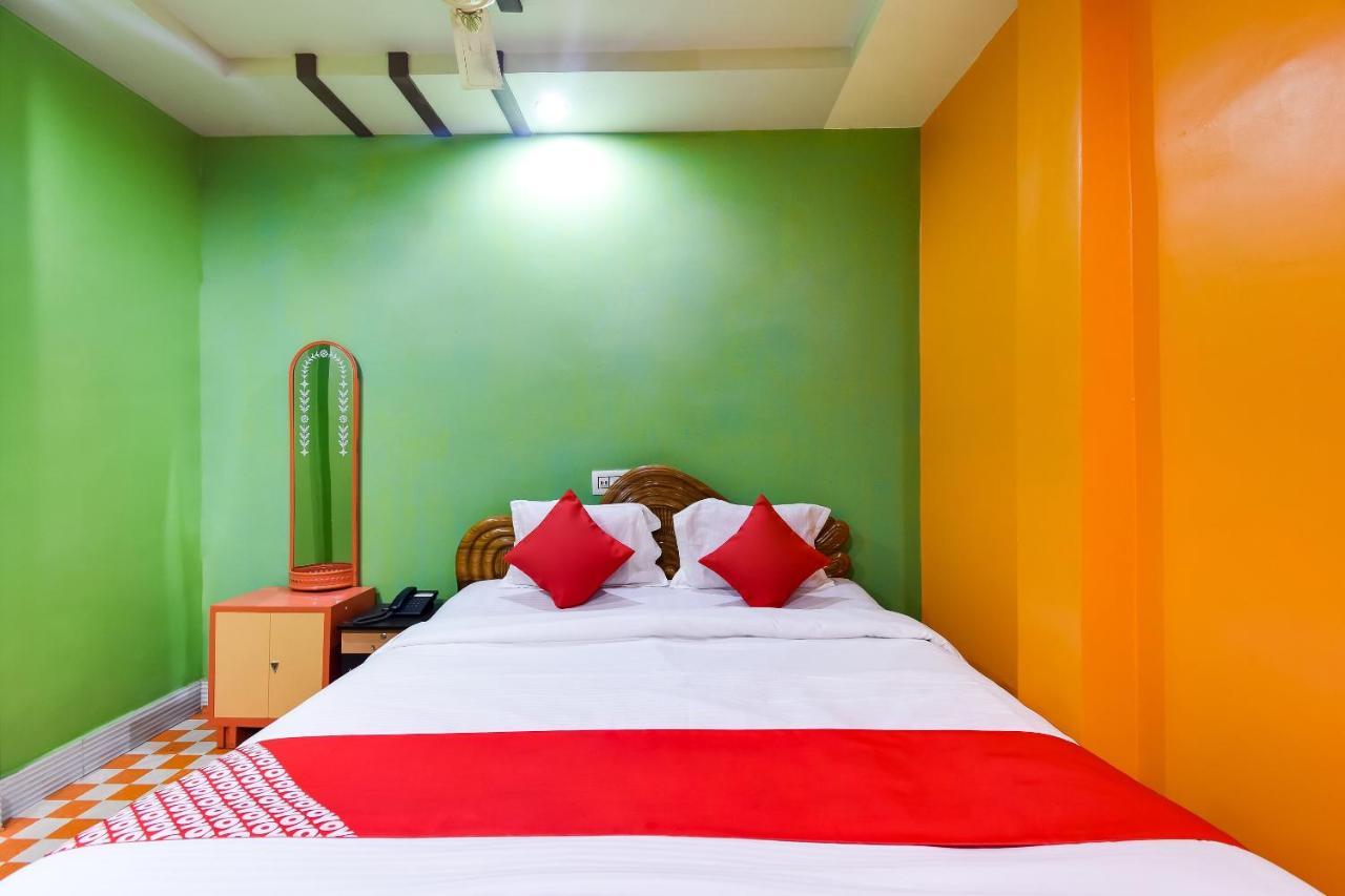 Oyo 44160 Hotel Sahana Jangipur Eksteriør bilde